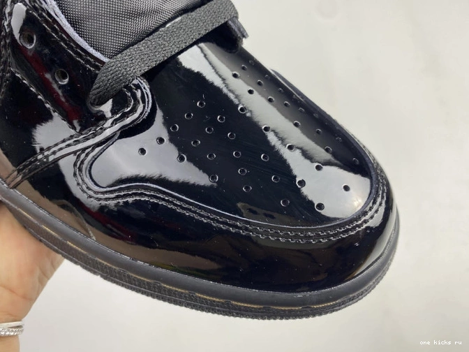 Chep Onekick 1 AIR GOLD BLACK METALLIC (2020) HIGH 555088-032 RETRO JORDAN 0823